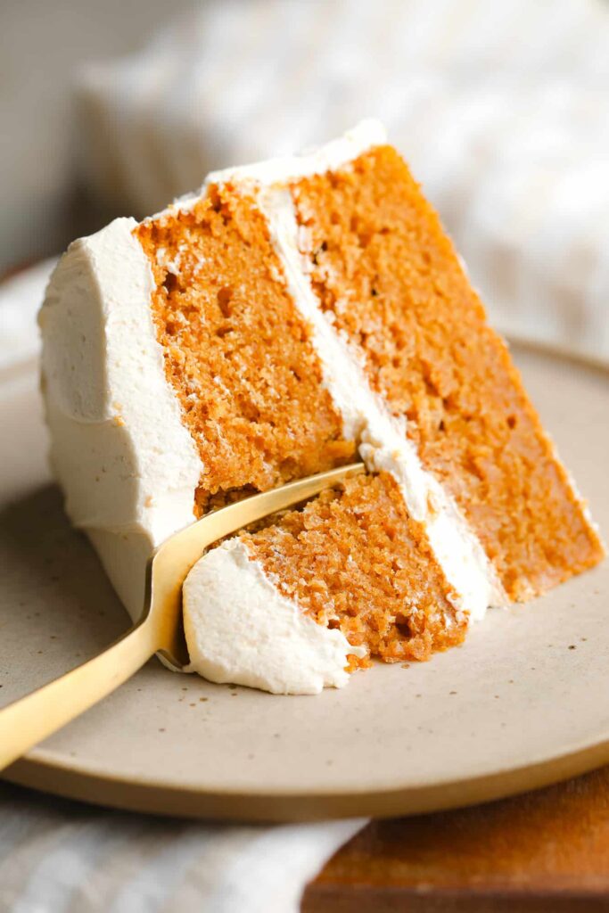 Pumpkin species latte cake