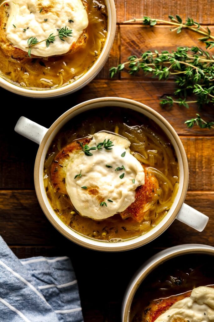 Vegan French onion soup