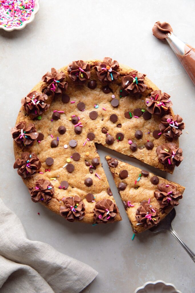Vegan cookie cake