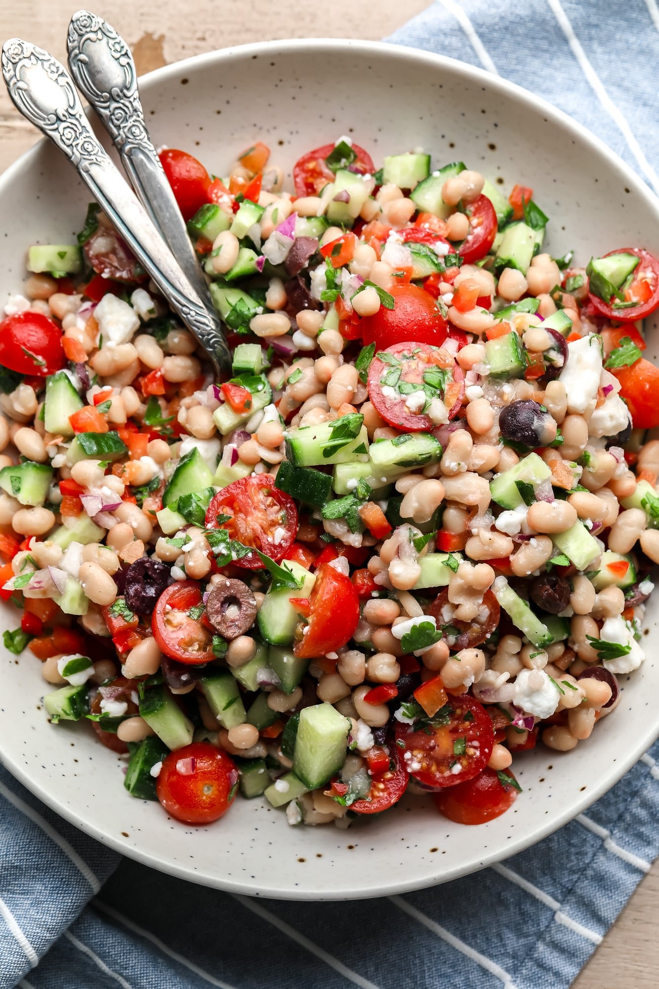 White beans salad